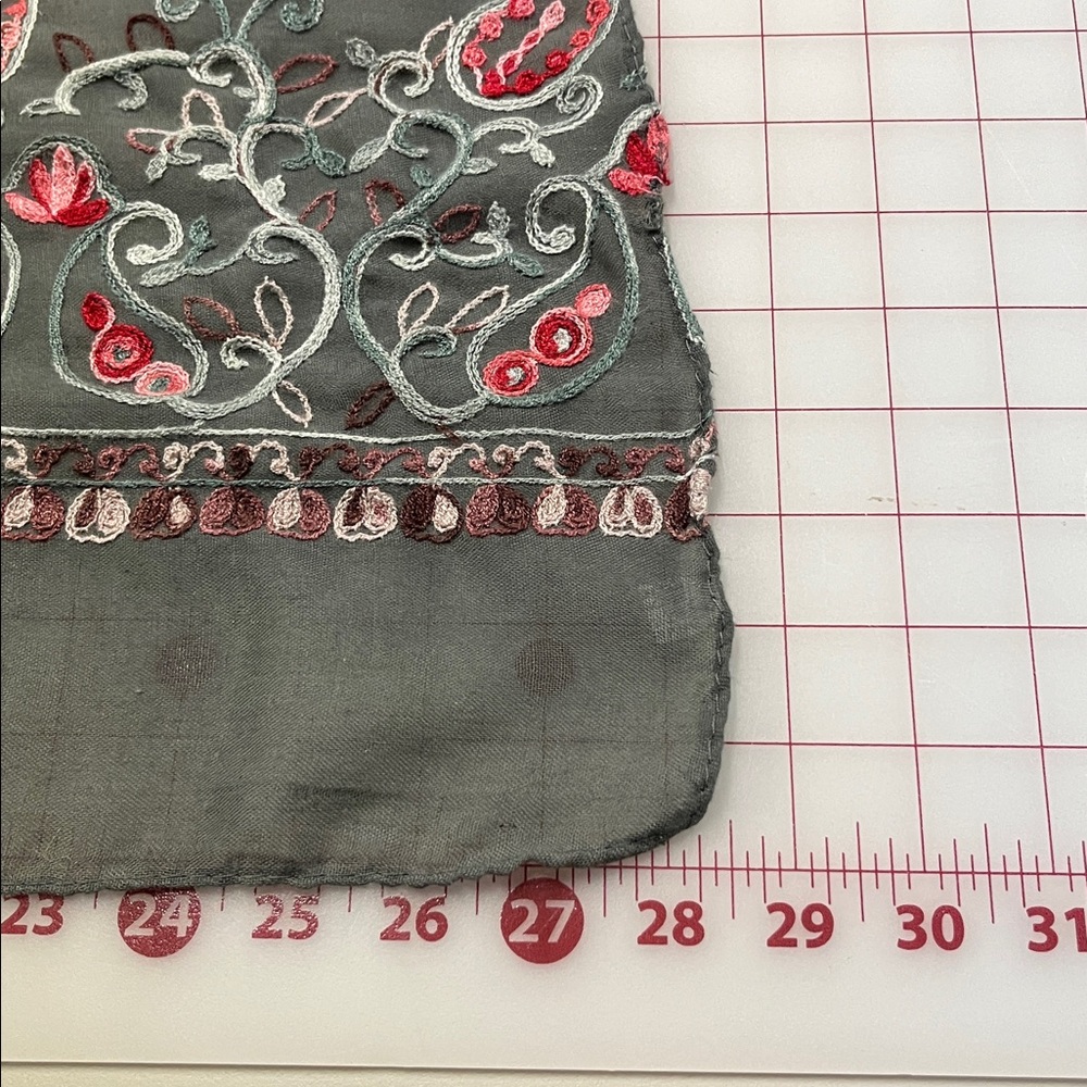 BOHO Granola Girl Paisley/Foliage Border Embroidered 28' x 74" Grey Sage Scarf - Picture 14 of 15